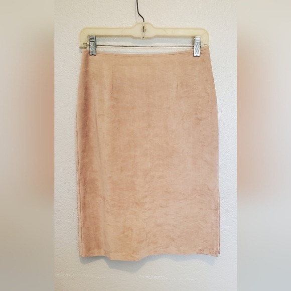 XOXO Dresses & Skirts - XOXO Women's Pencil Skirt in Soft Tan